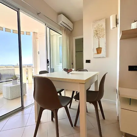 Апартаменты Prestige Panoramico Veronese *
