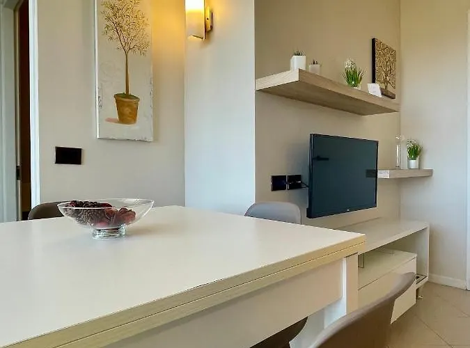 Daire Prestige Panoramico Veronese *